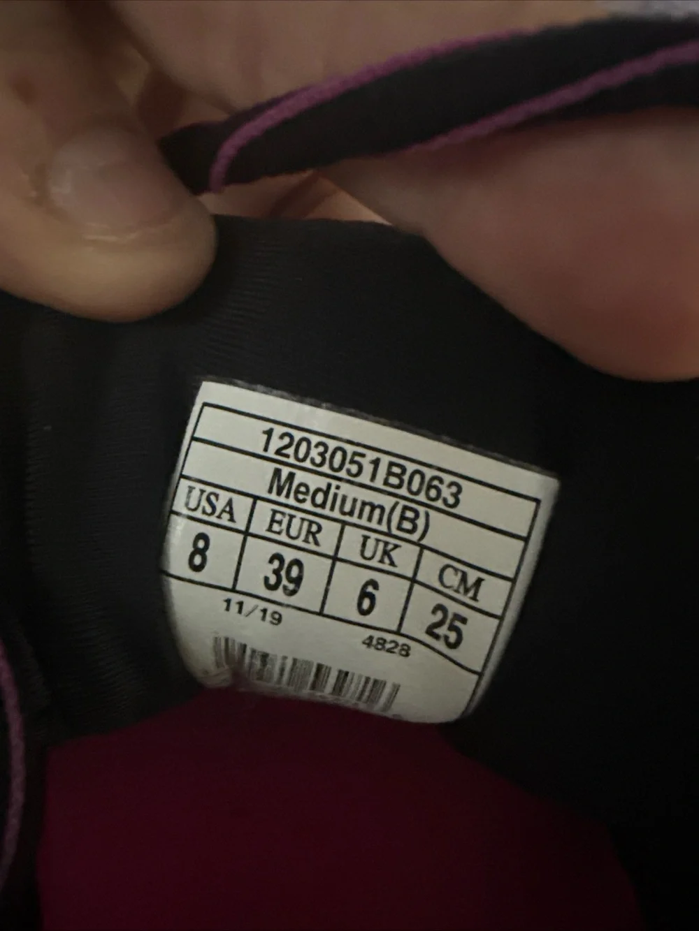 Brooks Ghost 12 Women's Running Shoes in Plum and White